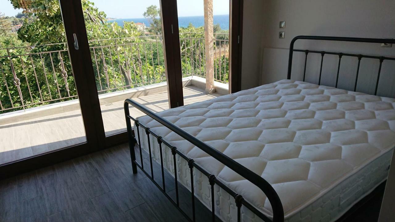 شقة Stone House With Seaview نيا بوتيدايا المظهر الخارجي الصورة
