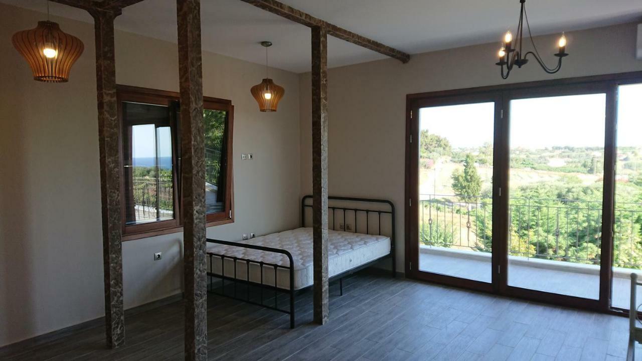 شقة Stone House With Seaview نيا بوتيدايا المظهر الخارجي الصورة