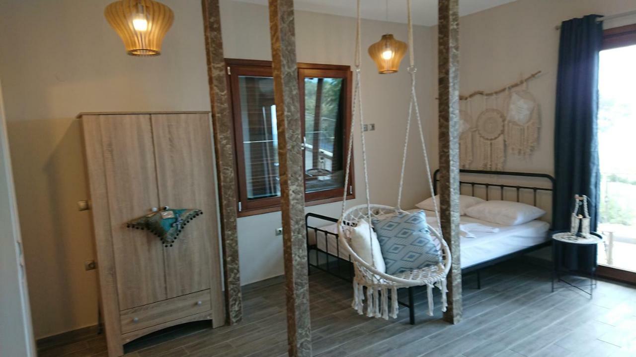 شقة Stone House With Seaview نيا بوتيدايا المظهر الخارجي الصورة