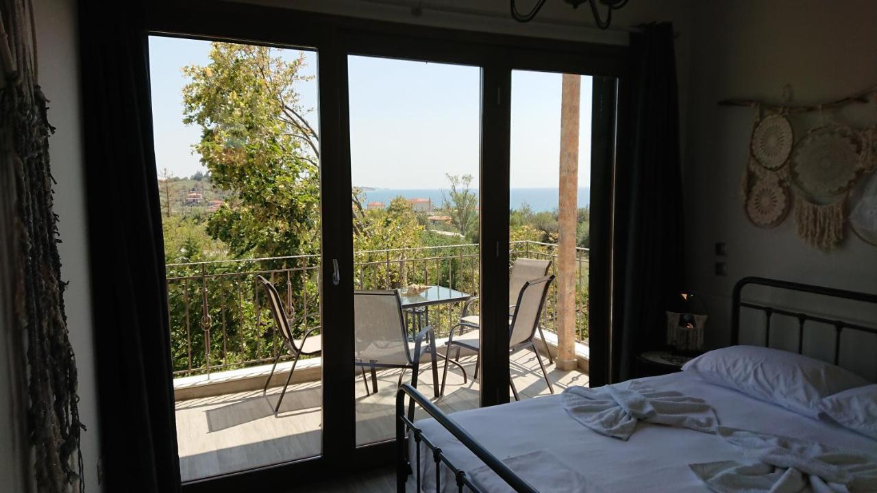 شقة Stone House With Seaview نيا بوتيدايا المظهر الخارجي الصورة